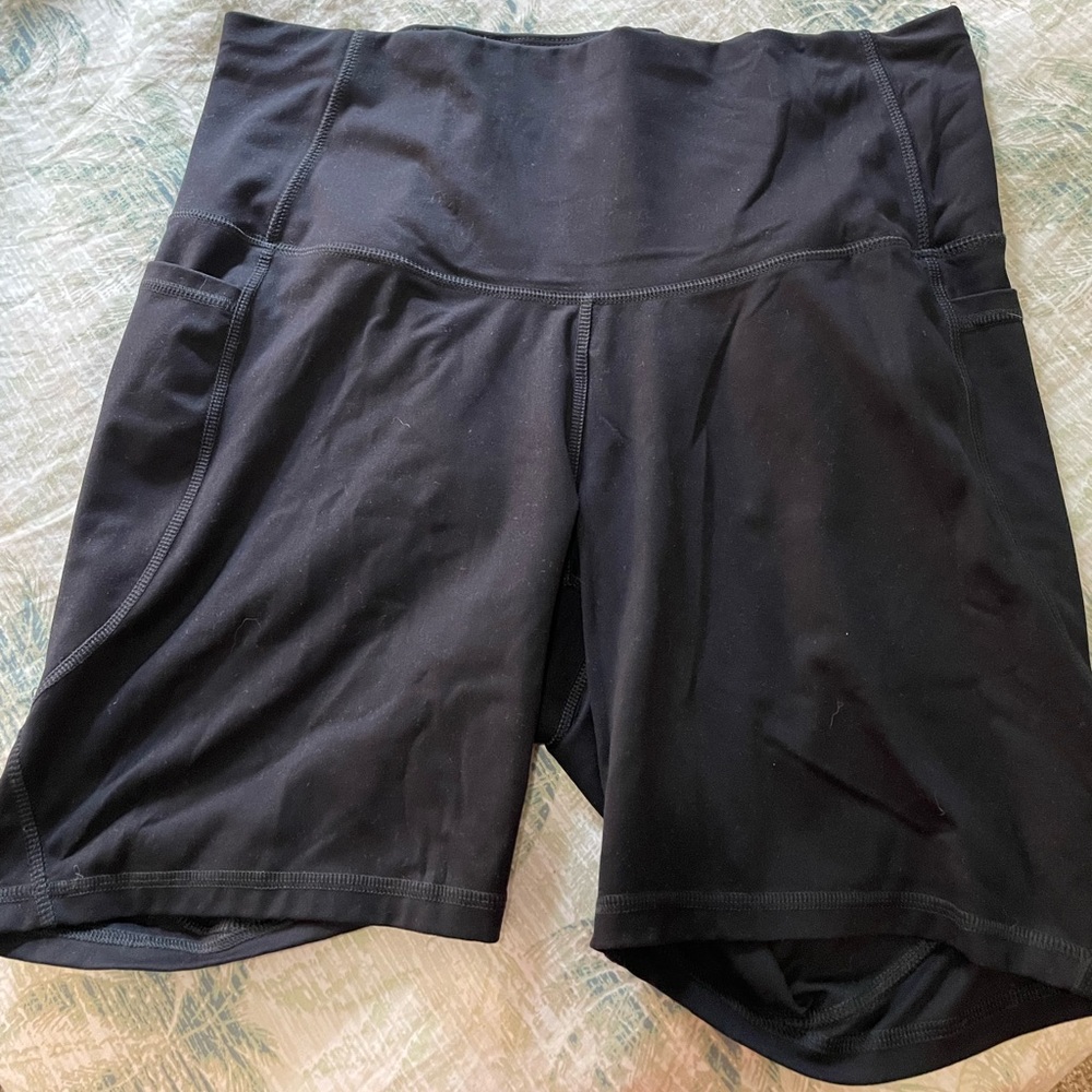 black biker shorts